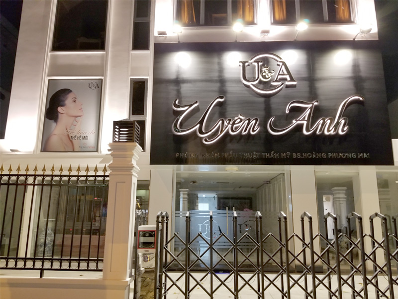 Trang Trí Phào Chỉ Nội Thất Thẩm Mỹ Viện Uyên Anh